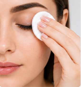 پاکسازی پلک و مژه